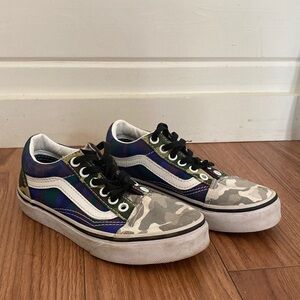 Vans Kids Sneakers in Camo and Multicolor